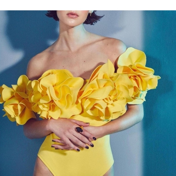 NWOT Gorgeous Yellow top or Bathing Suit Flower Chest Embellished - Picture 8 of 10